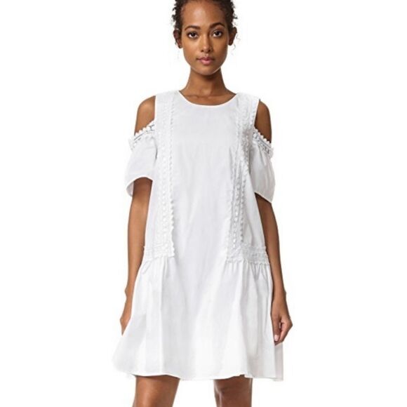 Moon River White Cold Shoulder Lace Detailed Dress (S)
